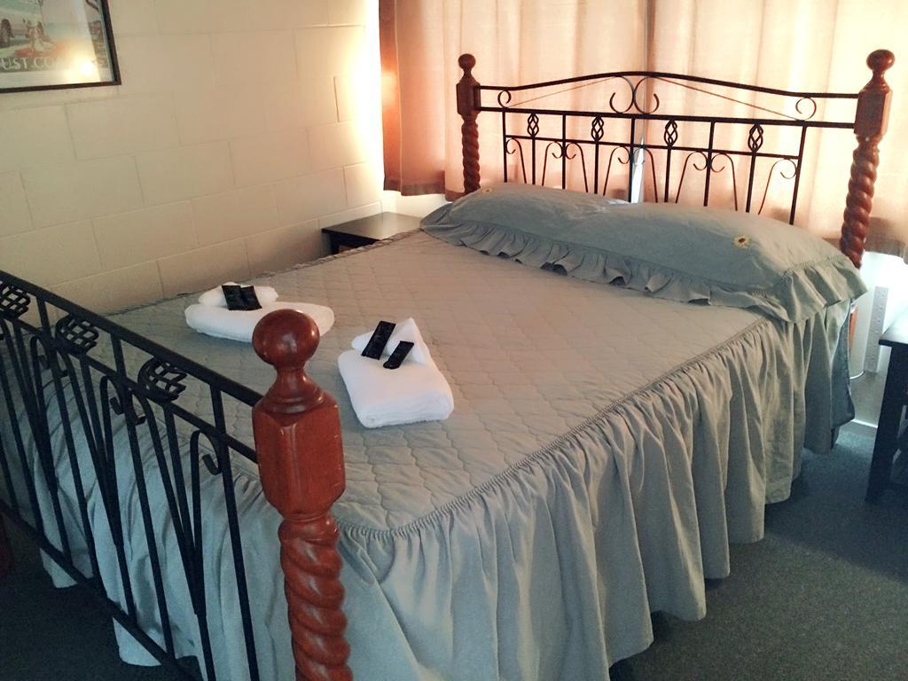 Katikati Motel Luaran gambar