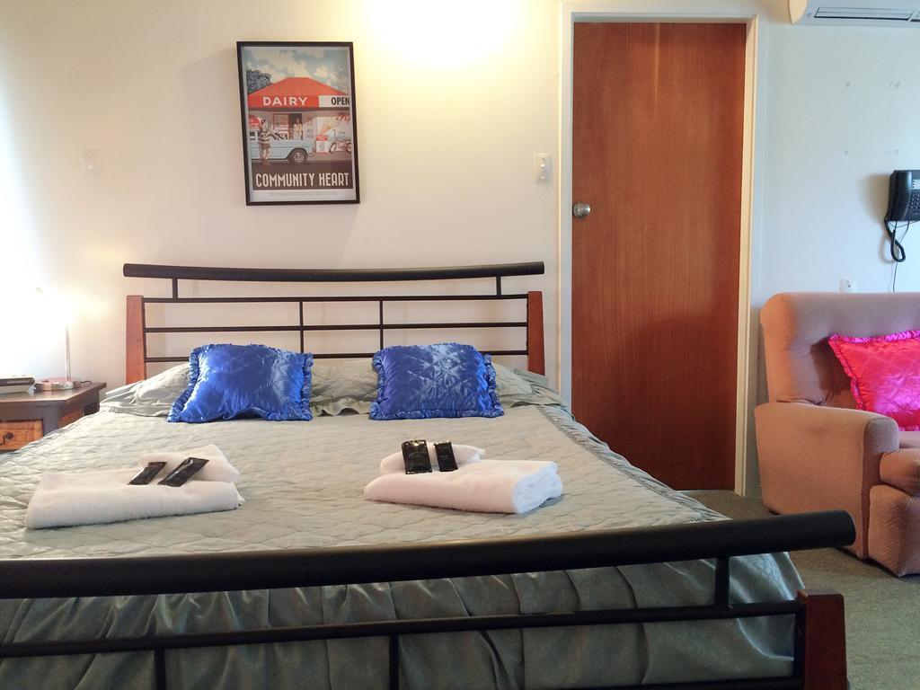 Katikati Motel Luaran gambar
