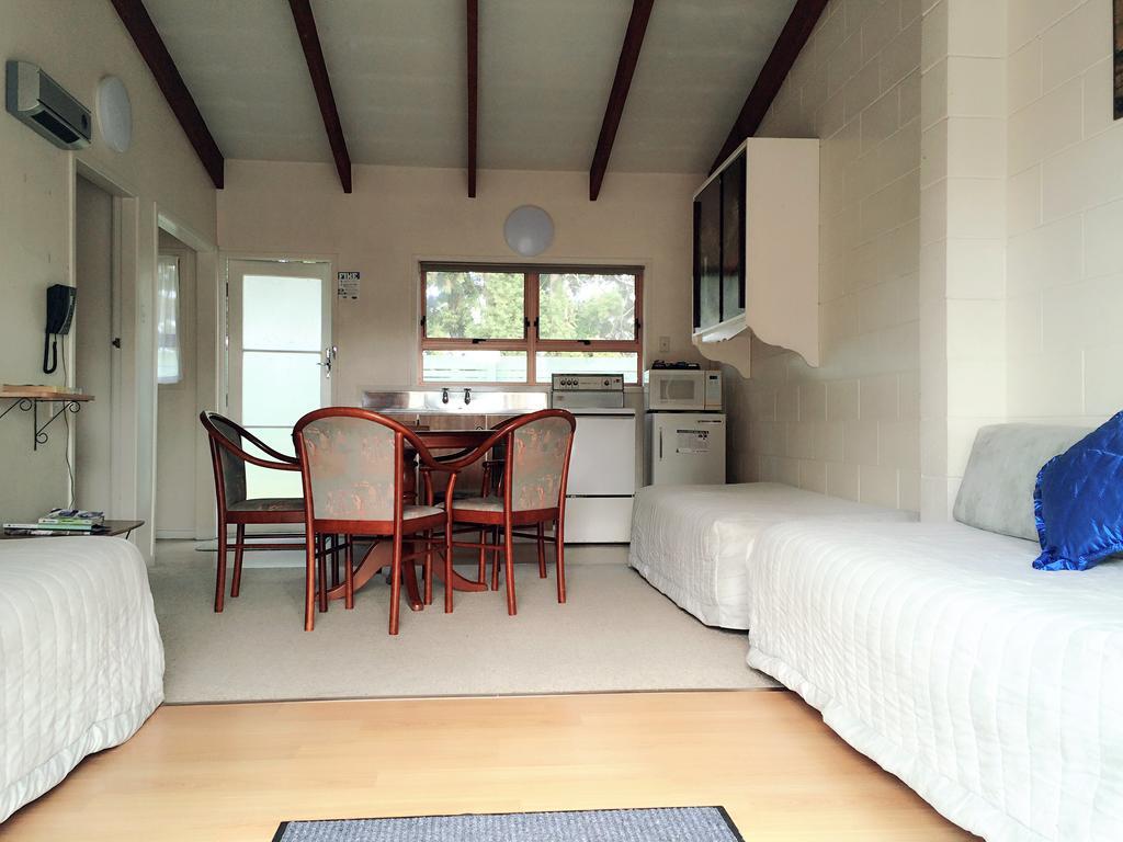 Katikati Motel Luaran gambar