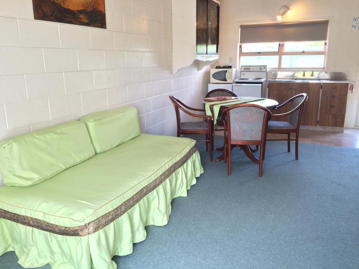 Katikati Motel Luaran gambar