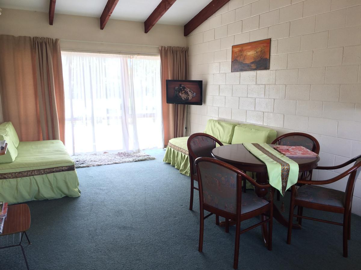 Katikati Motel Luaran gambar